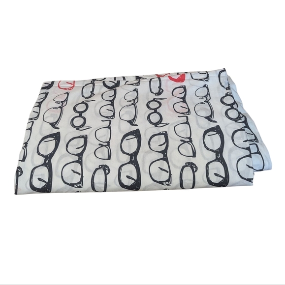 West Elm Duvet Queen Spectacles Glasses Black White Red Quirky Fun Maximalist - Picture 2 of 5